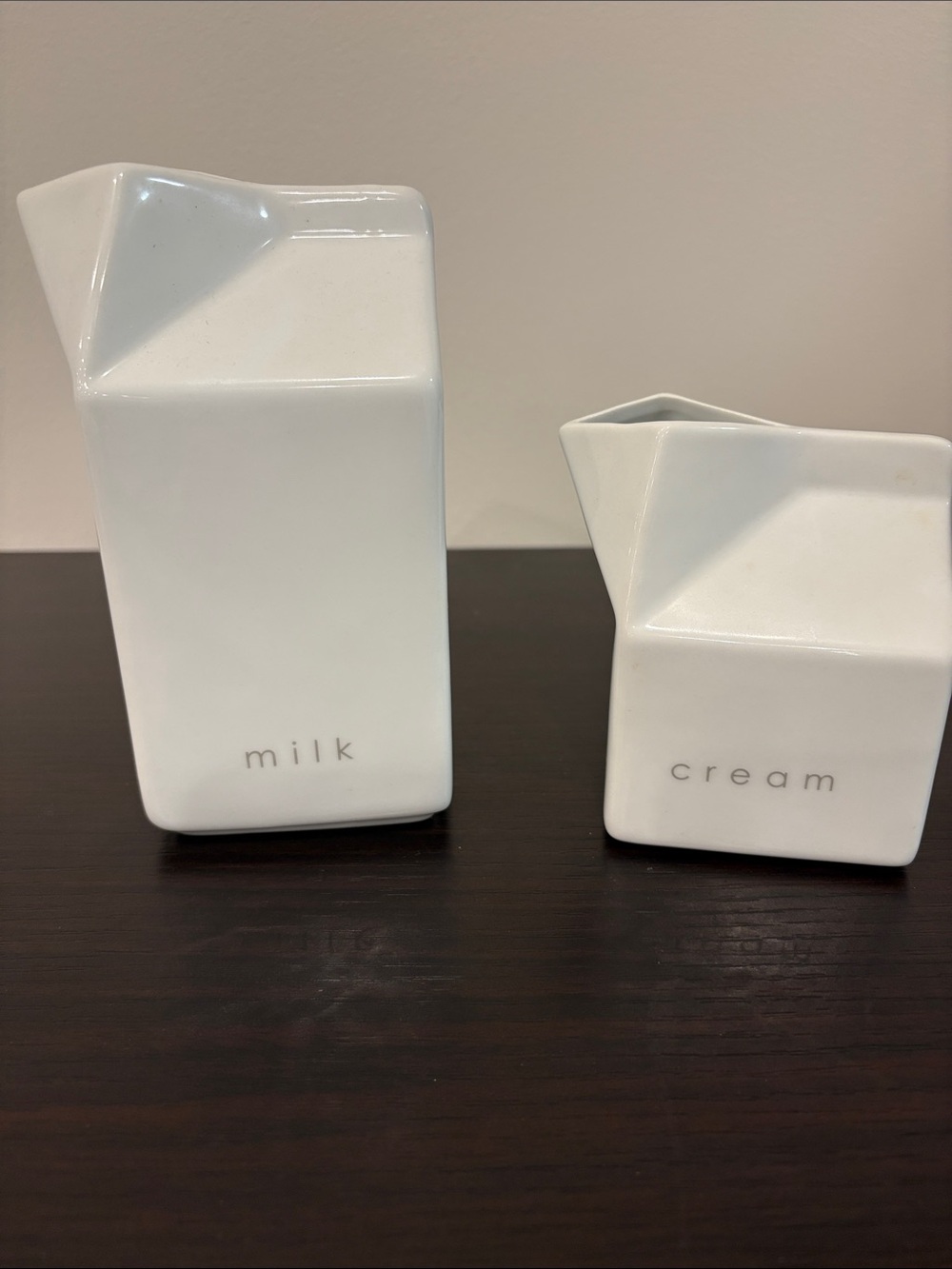 President’s Choice White Ceramic Milk & Creamer Set